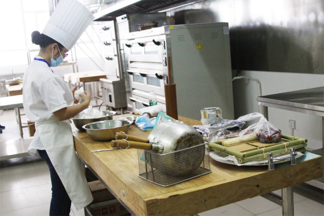 图片4.jpg 图片4.jpg