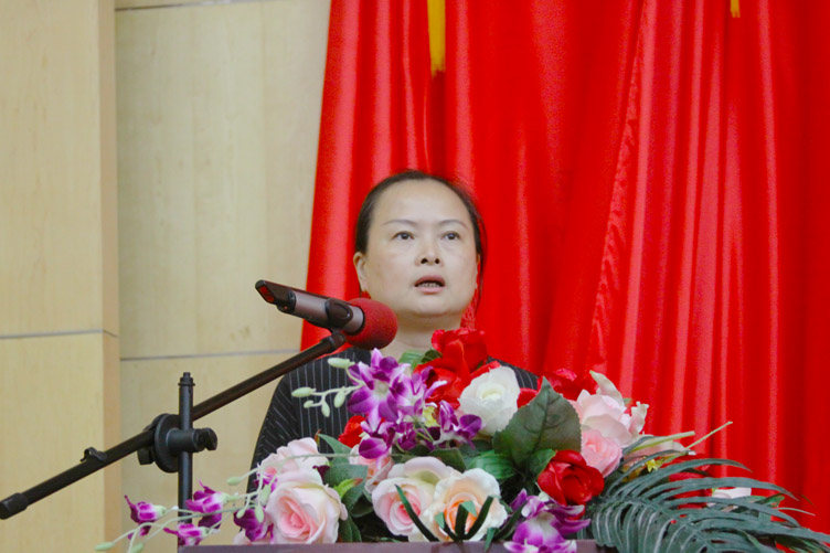 20161110党员大会 127小图.jpg 20161110党员大会 127小图.jpg