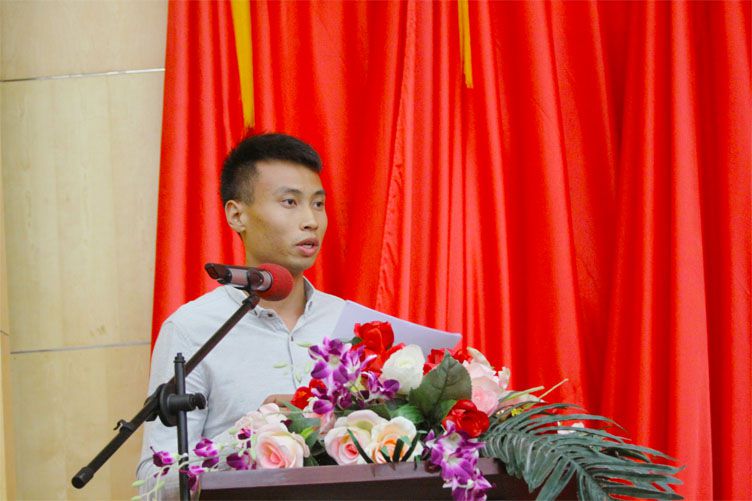 20161110党员大会 159小图.jpg