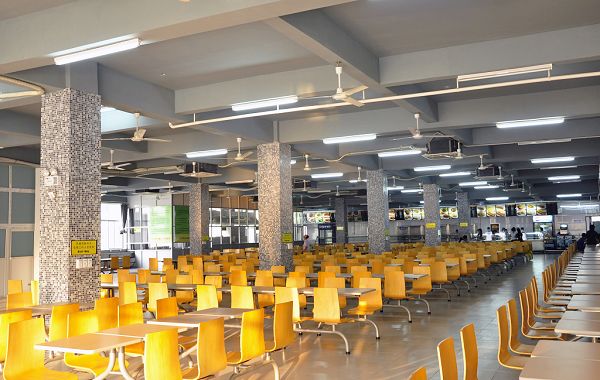 食堂.jpg 食堂.jpg