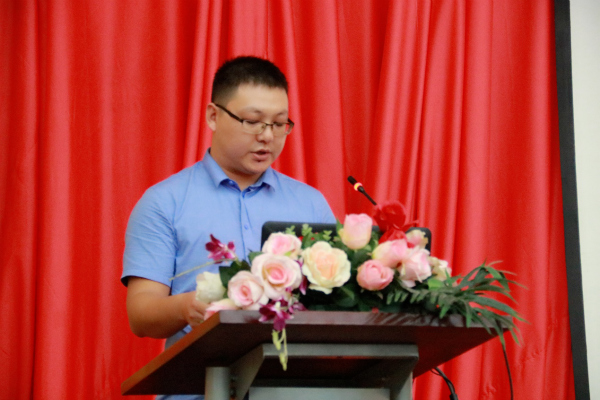 授课教师代表发言_meitu_6.jpg