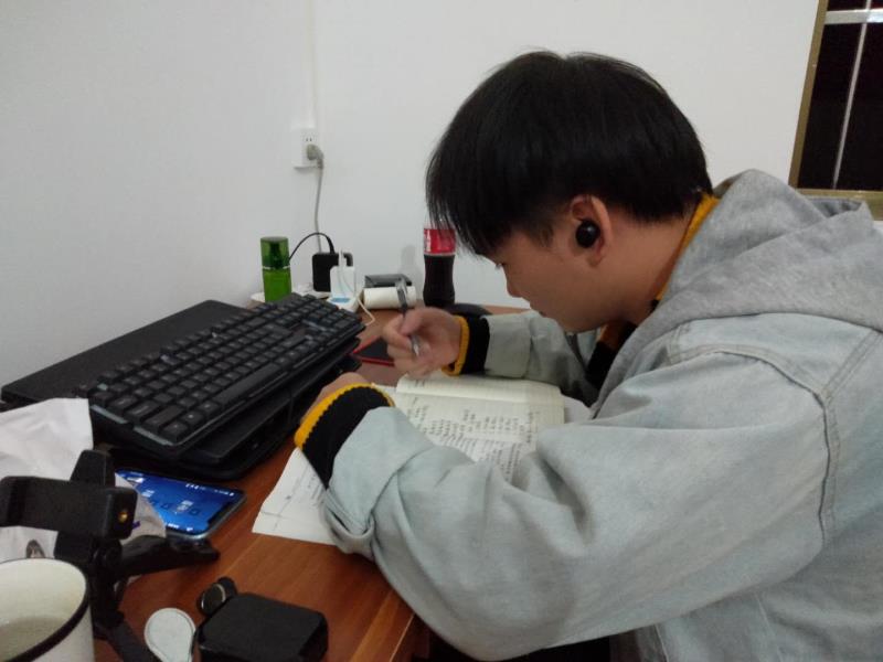 屯昌 注会191班 黄仁波.jpg 屯昌 注会191班 黄仁波.jpg