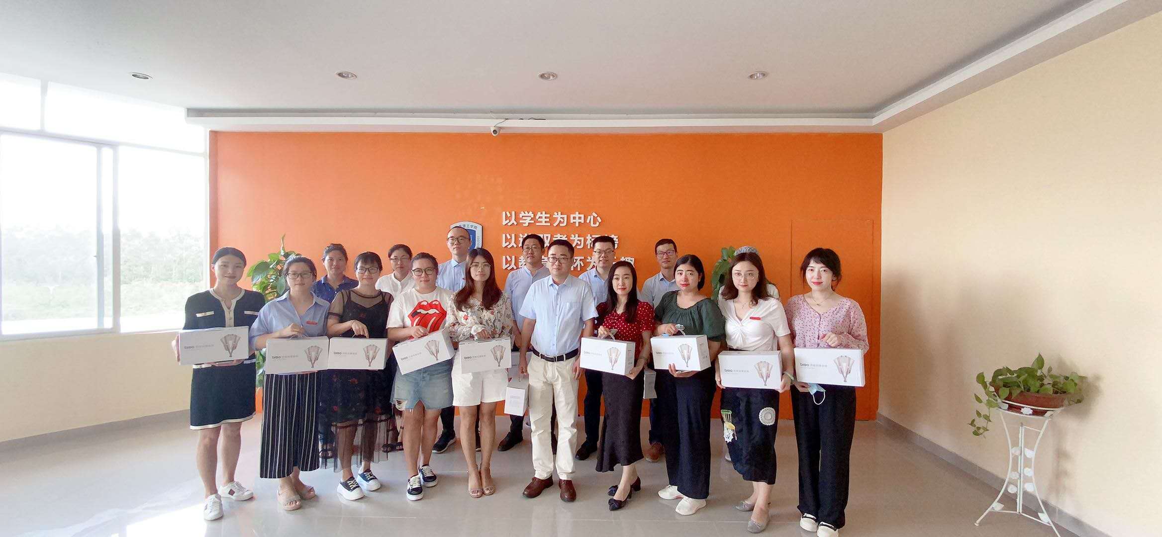 0855d0c92b73ccf86896024f765fe99.jpg 0855d0c92b73ccf86896024f765fe99.jpg