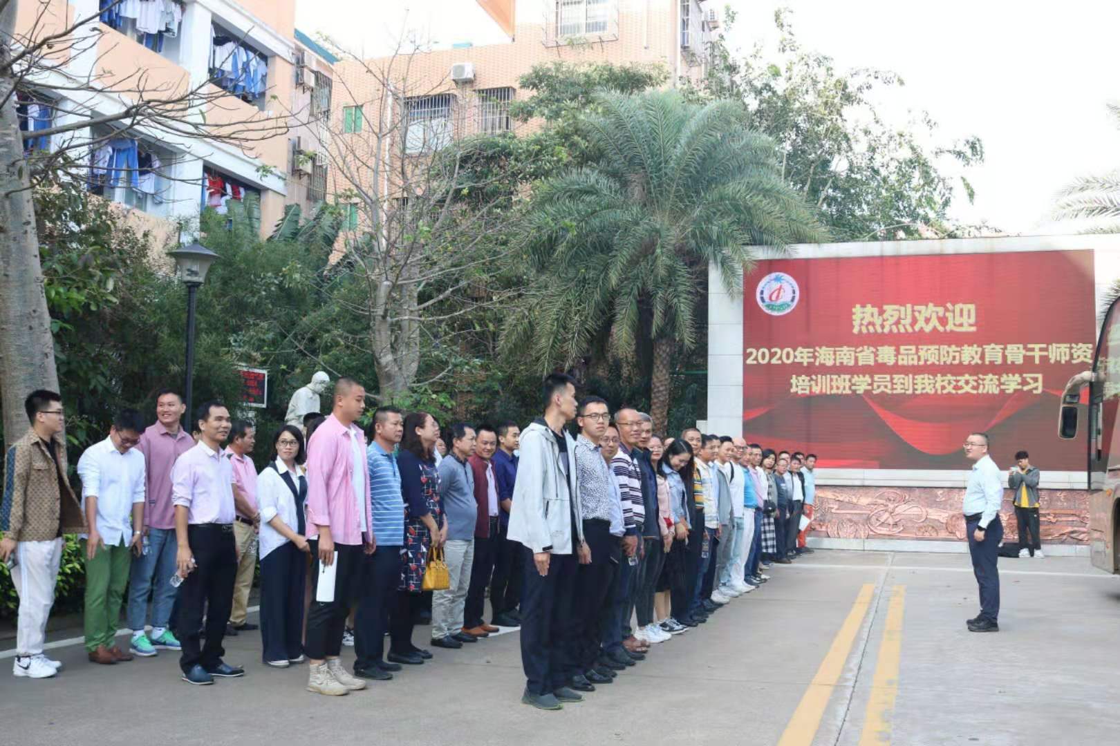 7208cd5d5171e0ebfbe2e1c415dcd0b.jpg 7208cd5d5171e0ebfbe2e1c415dcd0b.jpg