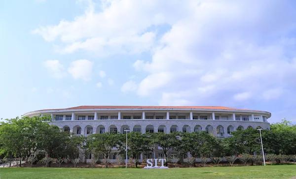 图片10.jpg 图片10.jpg