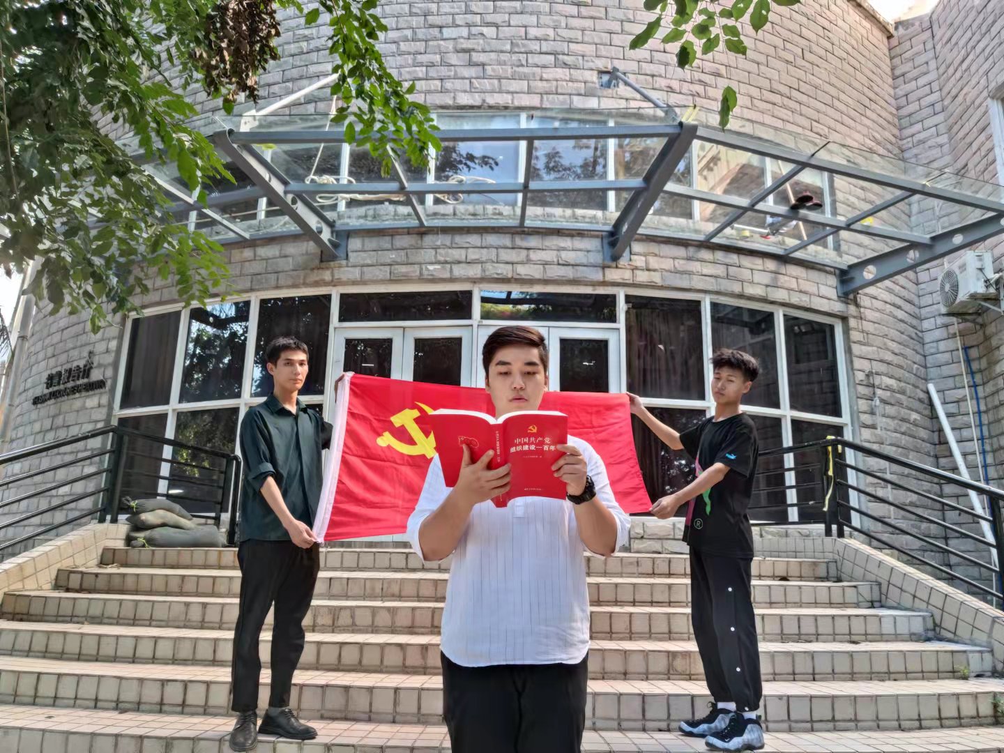 5d0da8e2c1e8c93ac07111bbaefd051.jpg 5d0da8e2c1e8c93ac07111bbaefd051.jpg