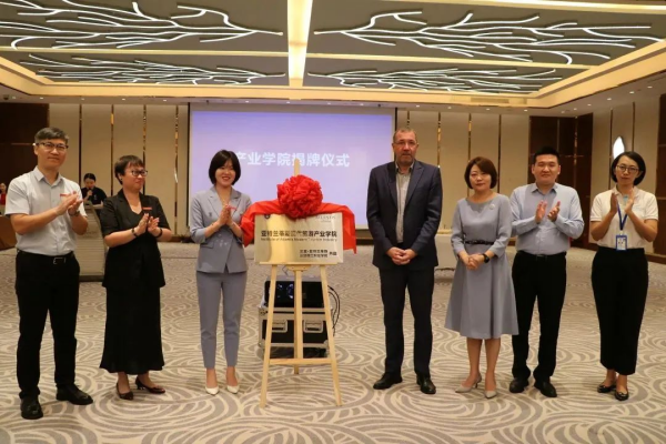 图片 5.png 图片 5.png