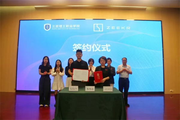 8de3390a1619d35406b79bd402c1644.jpg 8de3390a1619d35406b79bd402c1644.jpg