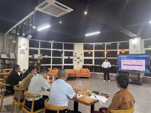 d4ca12f12e85e45eb8a47320677677b.jpg d4ca12f12e85e45eb8a47320677677b.jpg